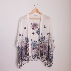 Talula Fawkner kimono blouse with floral print